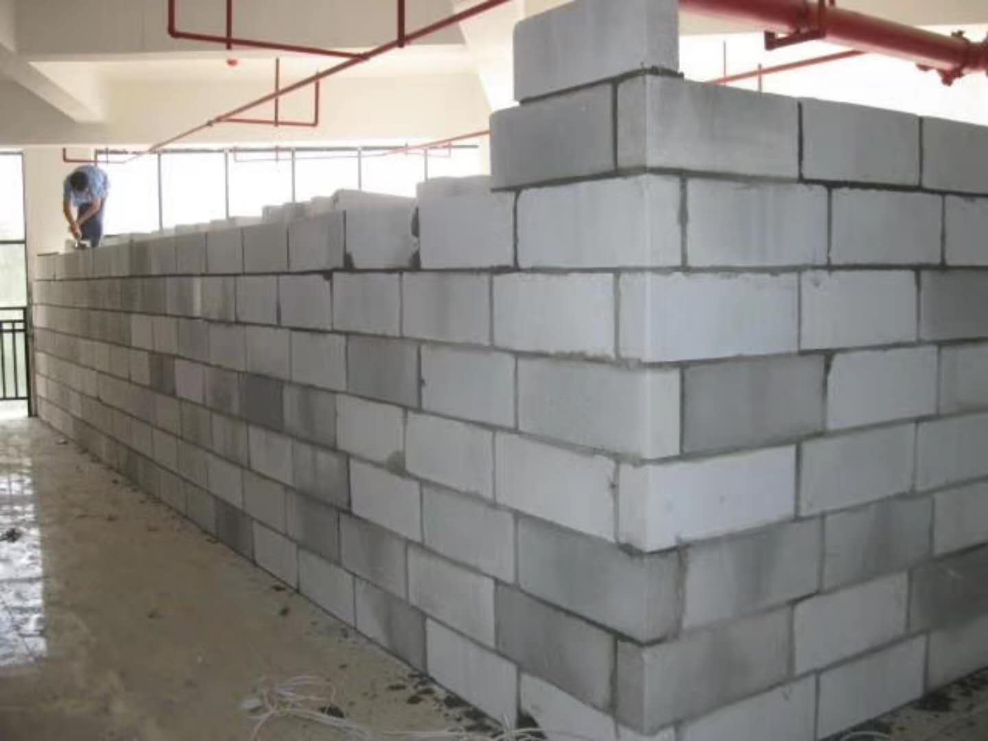 浦江蒸压加气混凝土砌块承重墙静力和抗震性能的研究